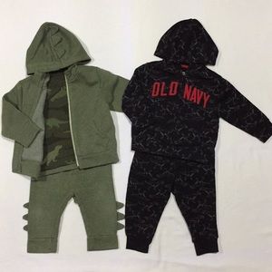 2 Old Navy Baby Boy Sweatsuits Size 18-24 Months!
